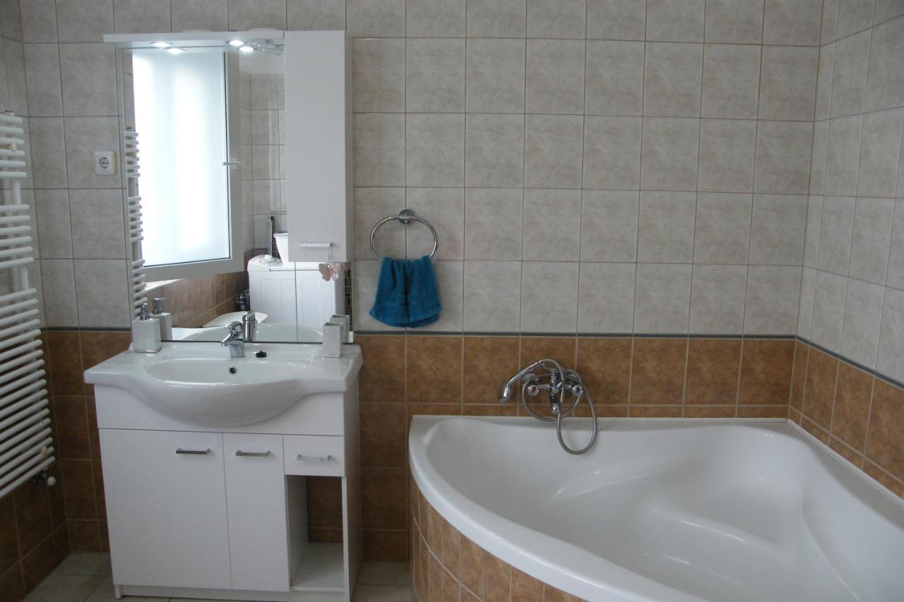 Happy Apartman Hajdúszoboszló المظهر الخارجي الصورة