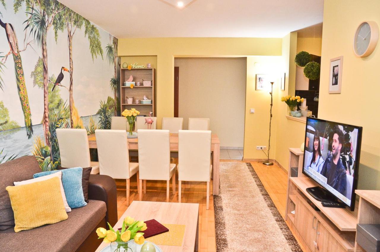 Happy Apartman Hajdúszoboszló المظهر الخارجي الصورة